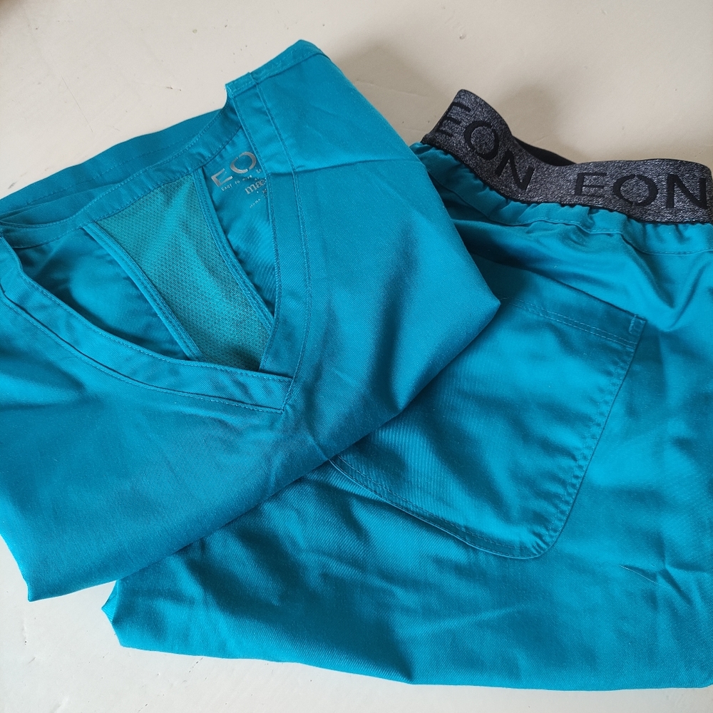 Women's Teal Scrub Set - Picture 3 of 8